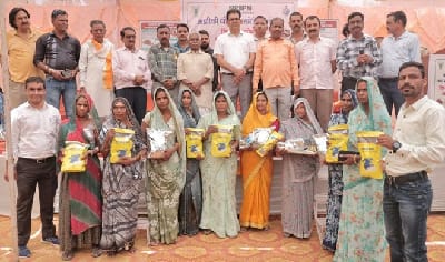 ICAR-NRIIPM, New Delhi Organises Farmer-scientist interaction and input distribution programme on “Integrated Management of African Giant Snails”