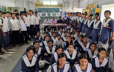 ICAR-NDRI-KVK, Nadia Sensitizes Students on the Harmful Effects of Parthenium